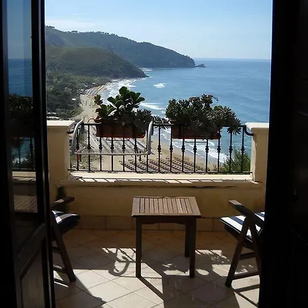 Corallo (adults Only) 3*