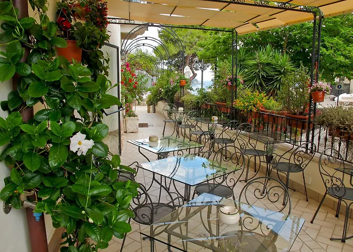 Hotel Corallo 3*